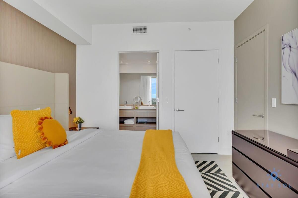 דירות הוליווד Coastal Relaxation - Parking Included - Amazing Pools מראה חיצוני תמונה