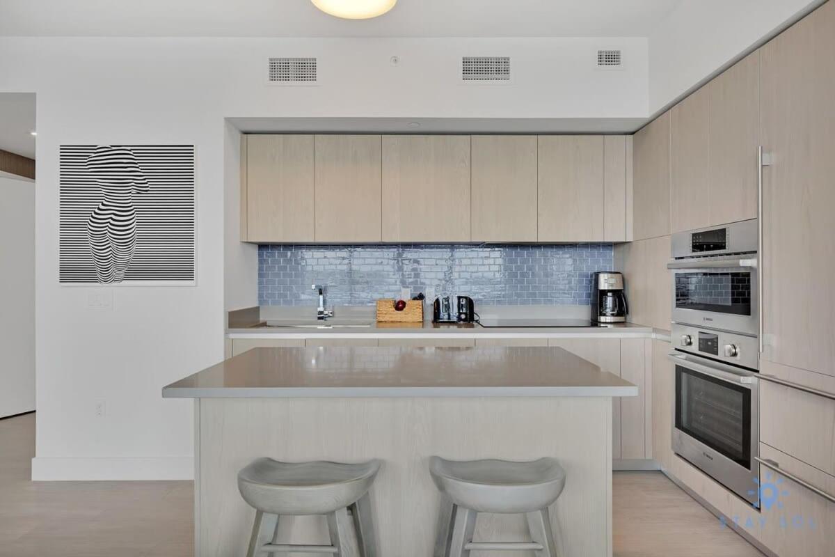 דירות הוליווד Coastal Relaxation - Parking Included - Amazing Pools מראה חיצוני תמונה
